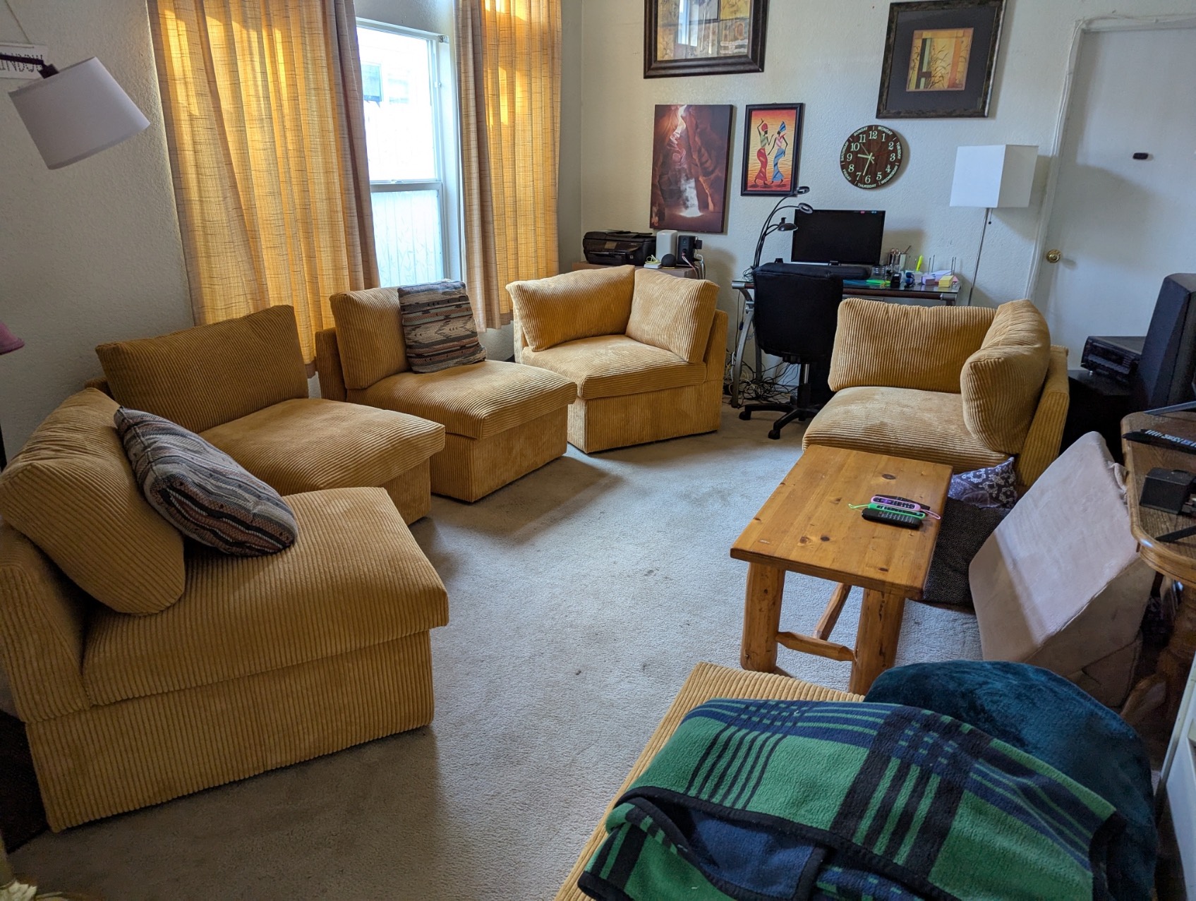 LIVING ROOM SMALL